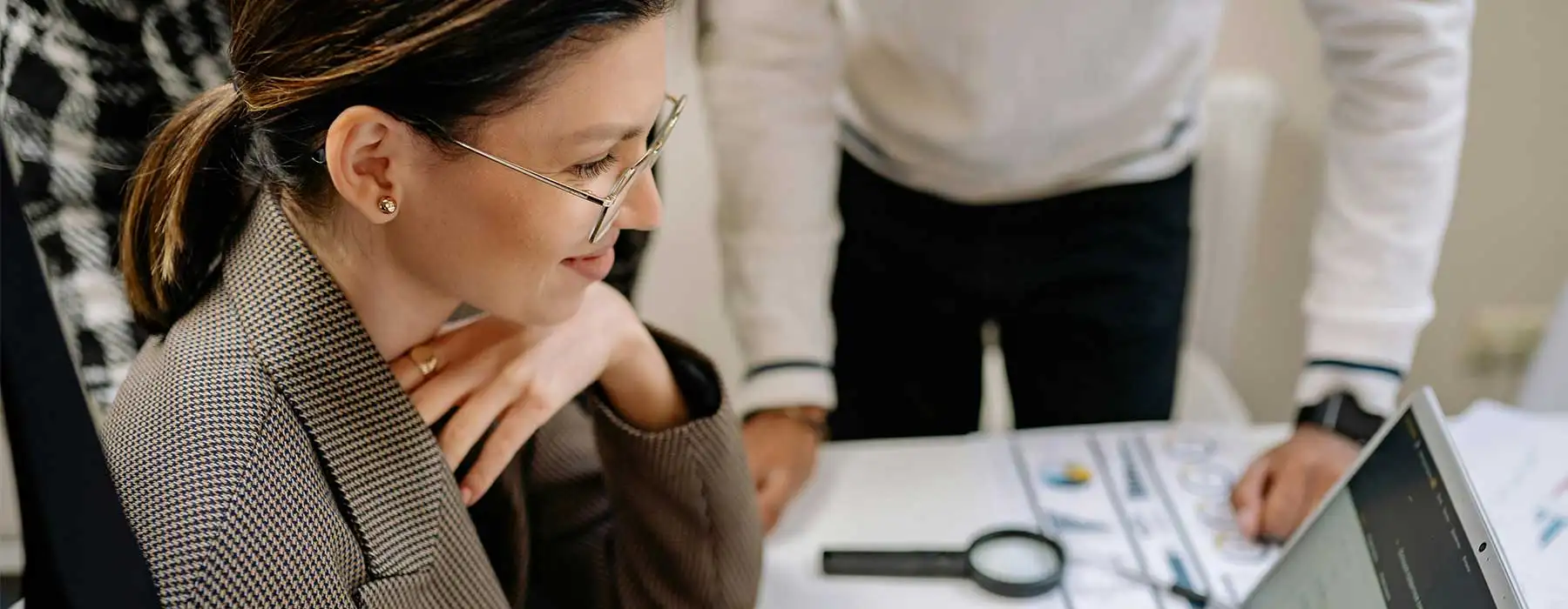 Cliente B2B Consultoria Empresarial Estratégia GEO